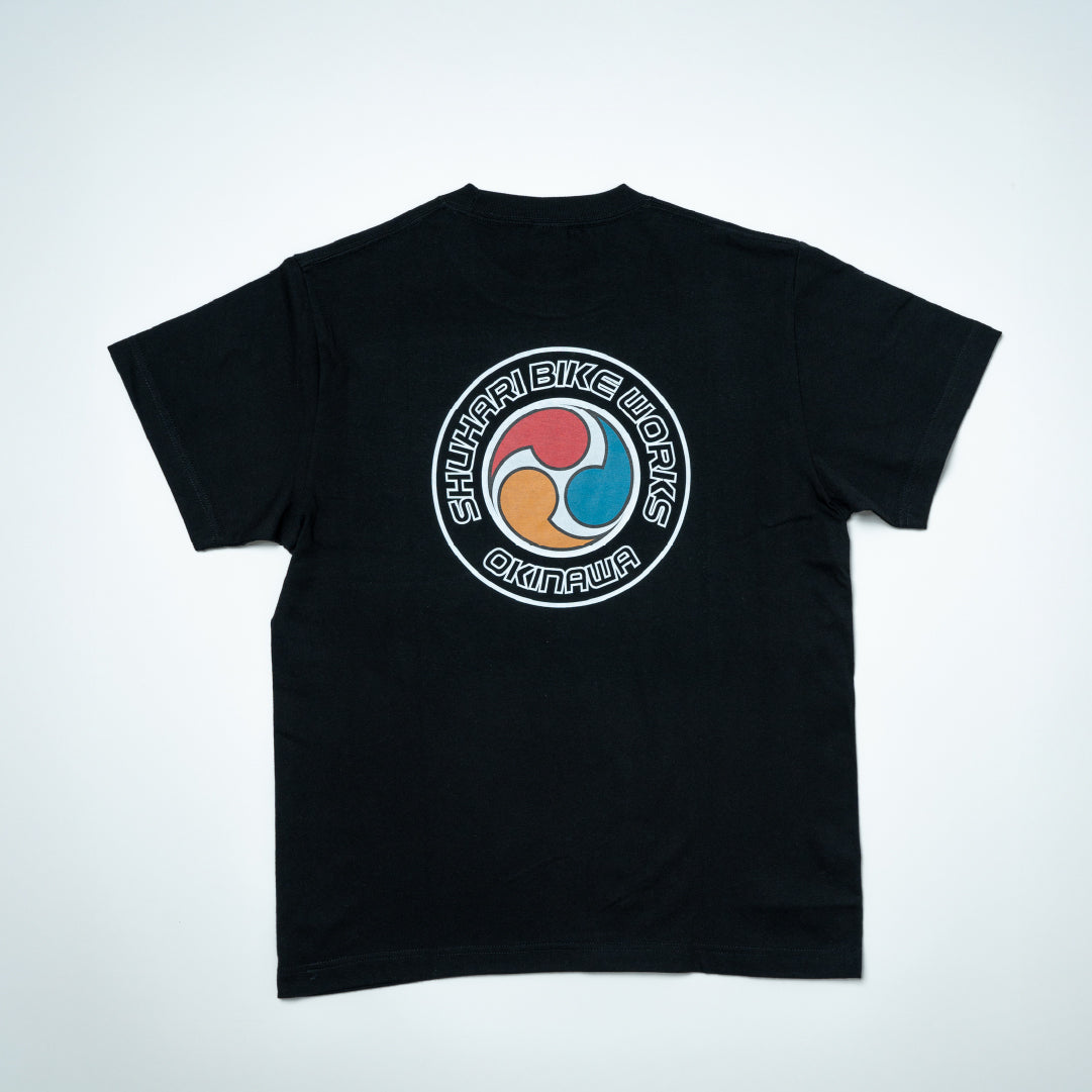 SHUHARI ORIGINAL LOGO Tee 三巴ロゴ