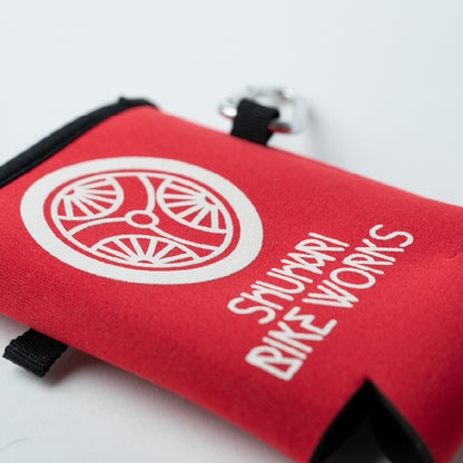 SHUHARI × LOOSE MAN -KOOZIE-